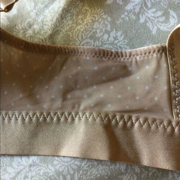 B.tempt’d by Wacoal Underwire Nude Sheer Lace Bra 32C - Picture 6 of 9